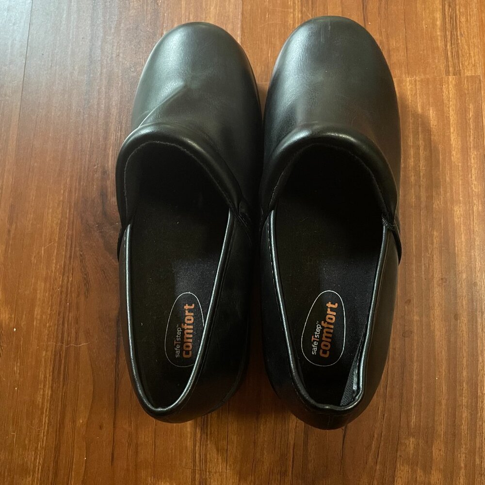 NEW SafeTStep Women's Clog Style Shoes 8.5M by Comfort